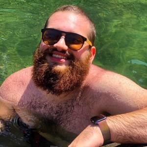 Meet your Posher, Nicholas